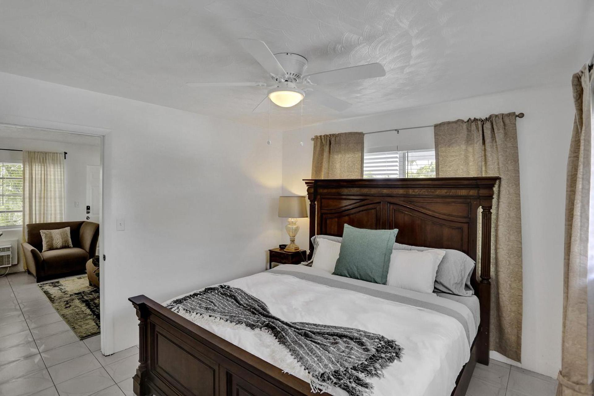 Victoria Park Regency Apartment Fort Lauderdale Room photo
